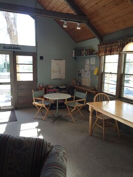 Midway Motel And Cottages Eastham 2020 Room Prices Reviews