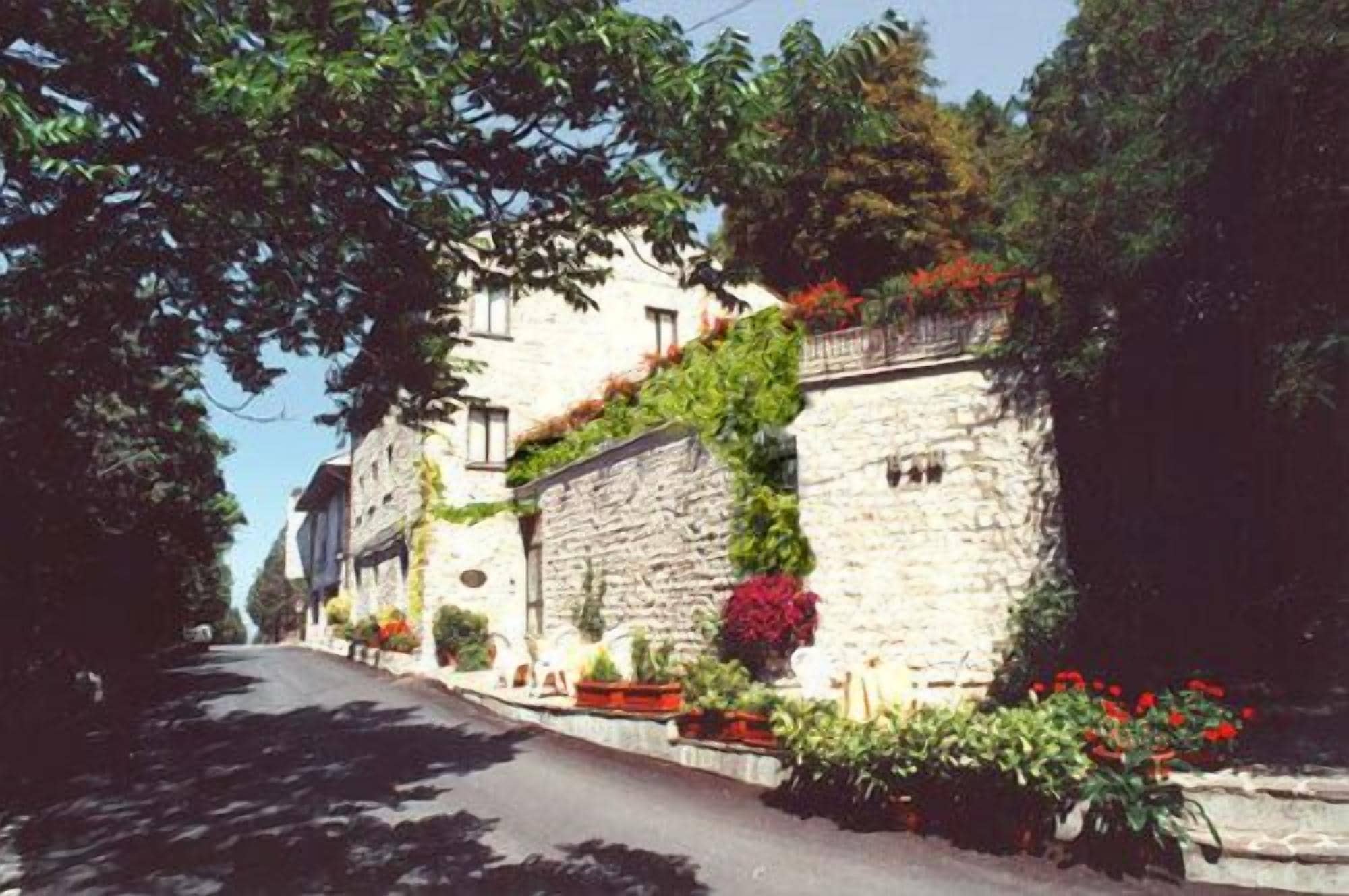 Hotel La Rocca in Gubbio, Italy
