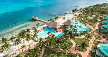 Costa Blu Beach Resort, Trademark Collection by Wyndham - Adults Only