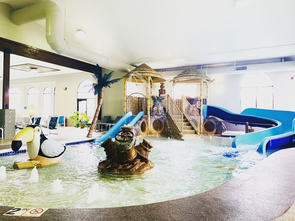 Wingate by Wyndham Wisconsin Dells Waterpark in Wisconsin Dells Best