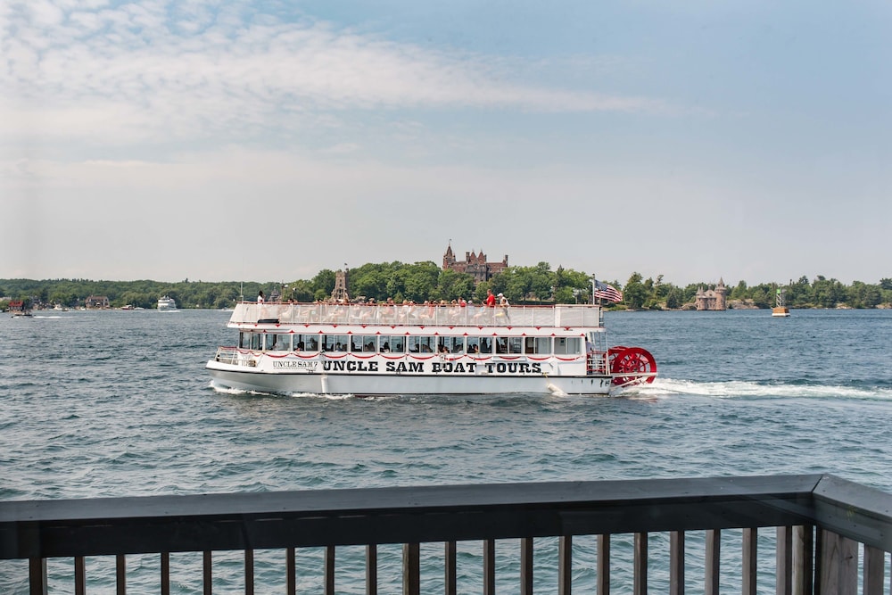 Capt. Thomson's Resort in Alexandria Bay Best Rates & Deals on Orbitz