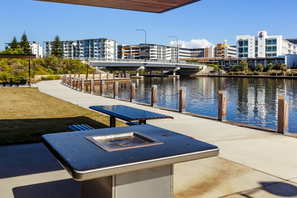 Mercure Sunshine Coast Kawana Waters