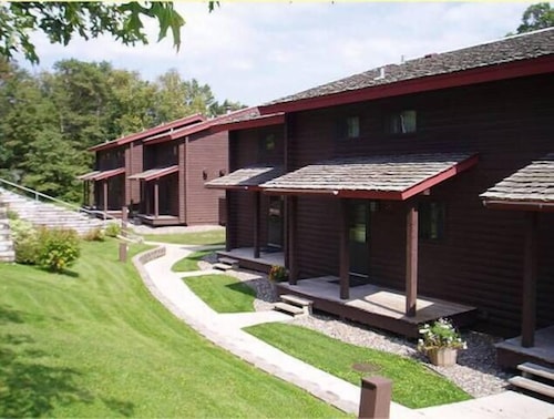 best hotels in brainerd mn