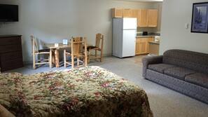Pillowtop beds, blackout drapes, iron/ironing board, free WiFi