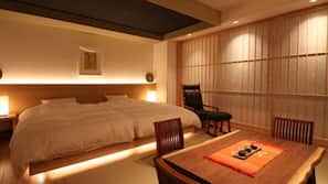 Minibar, in-room safe, free WiFi