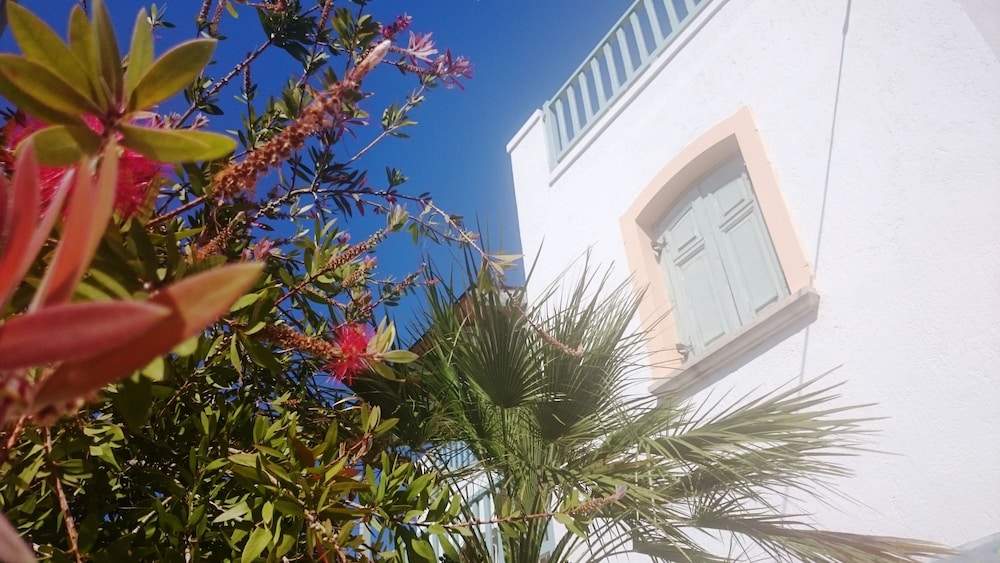 Amazones Sun Studios In Hersonissos Greece Expedia - 