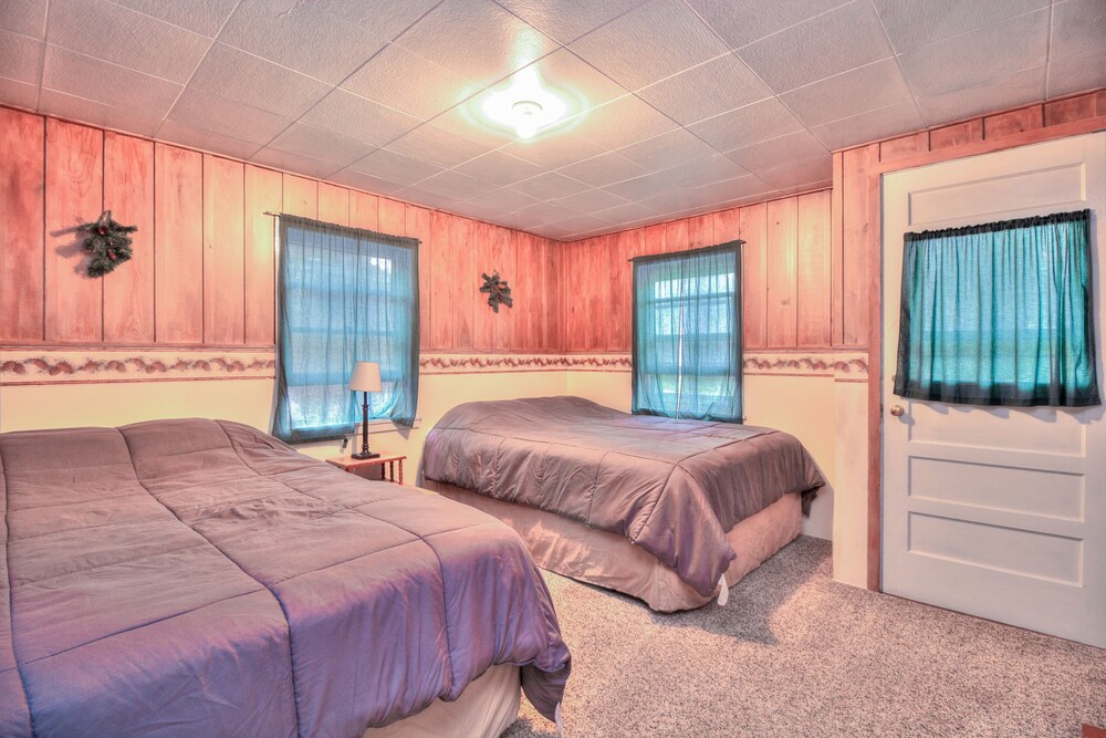 Robins Roost Cabins In Hill City Cheap Hotel Deals Rates