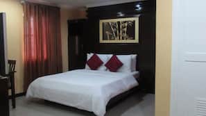 Minibar, in-room safe, rollaway beds, free WiFi