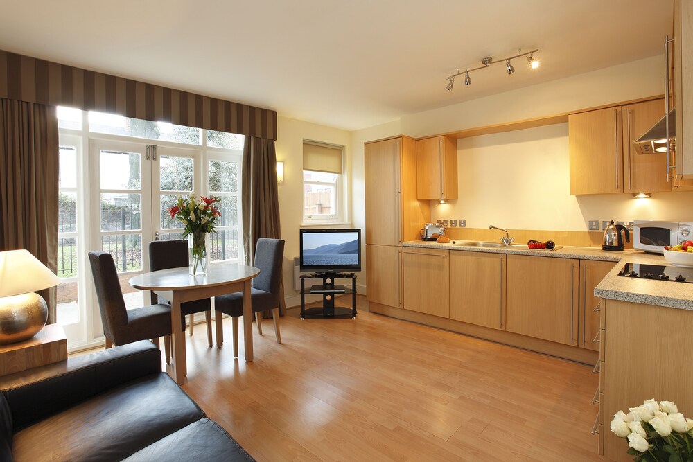 SACO Cardiff - Cathedral Road - Reviews, Photos & Rates ...