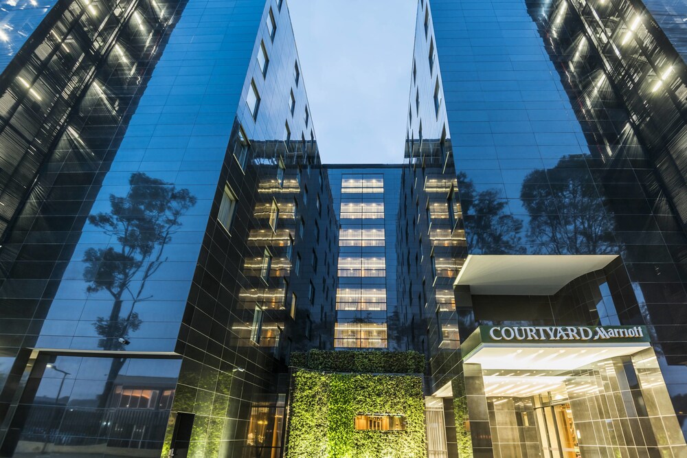 Courtyard By Marriott Bogota Airport In Bogotá Hotel Rates - 