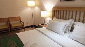 In-room safe, desk, blackout drapes, soundproofing