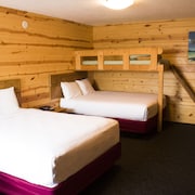 Top 10 Waterpark Hotels In Wisconsin Dells Wi 32 Deals Near