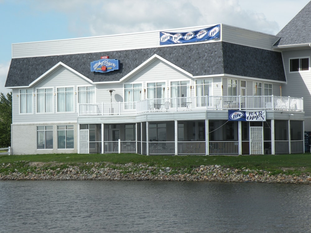 Lakeside Resort and Conference Center in Houghton Lake Best Rates