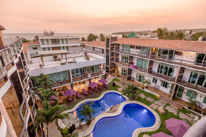 puerto escondido hotel for sale