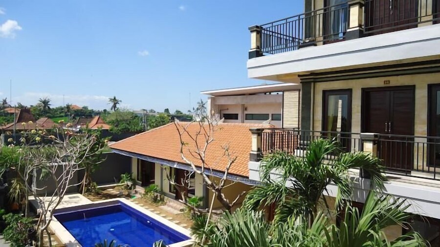 Putu Guest House 2