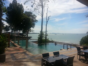 Arawan Krabi Beach Resort Room Prices Reviews Travelocity Arawan Krabi Beach Resort Room