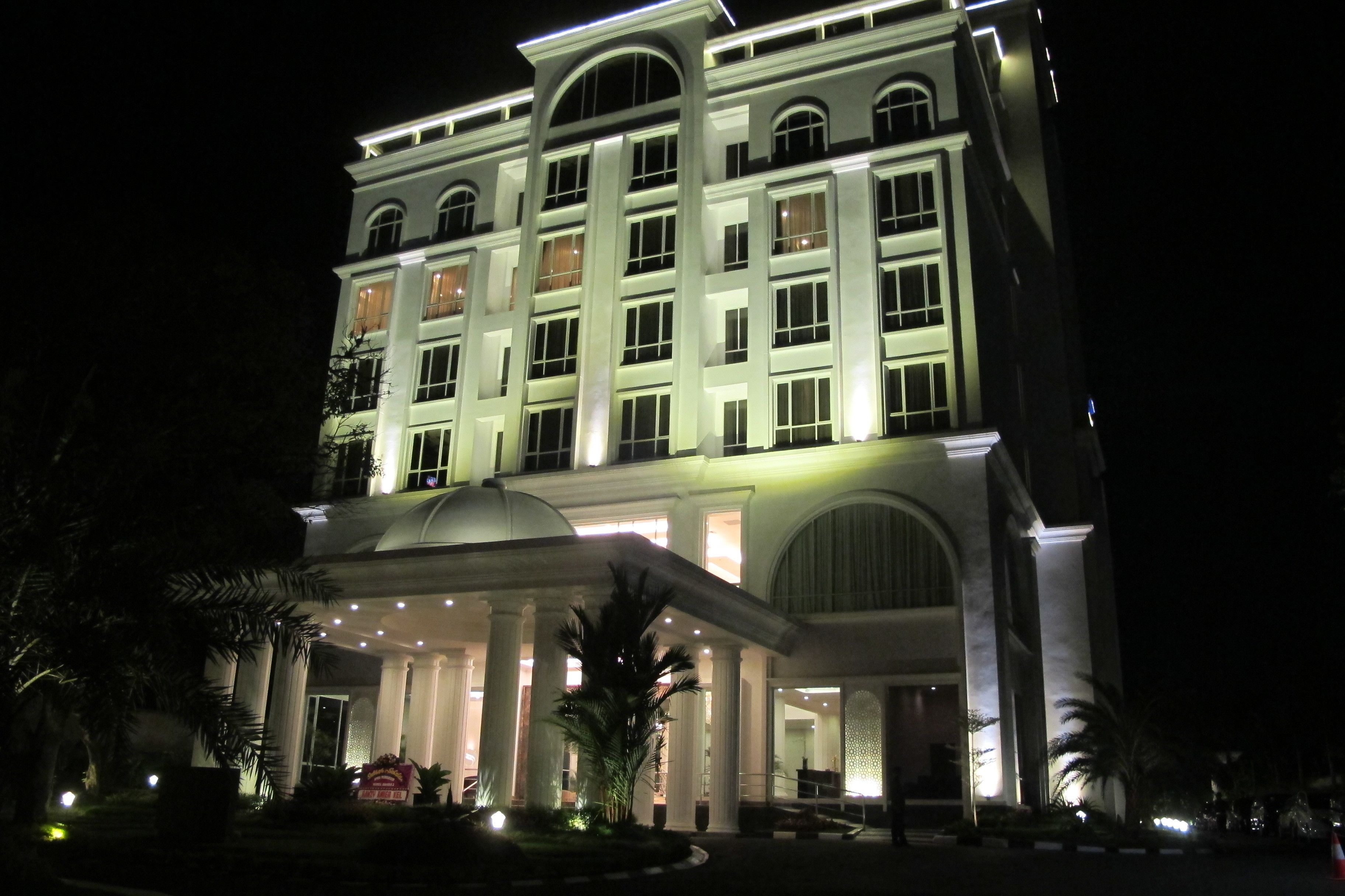 The Sahira Hotel in Bogor, Indonesia | Expedia