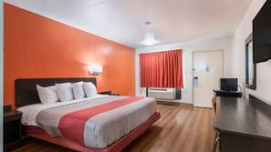 Free WiFi, linens