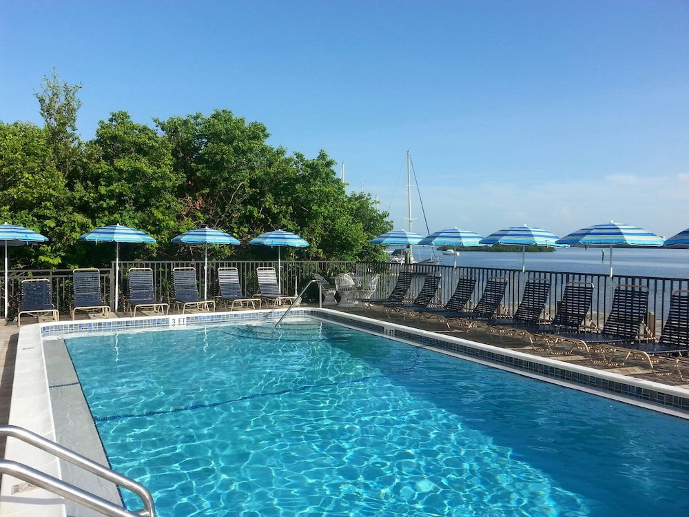 Marina Village At Snug Harbor Fort Myers Beach 2018 Reviews Marina Village At Snug Harbor Fort Myers Beach 2018 Reviews Hotel Booking Expedia Sg