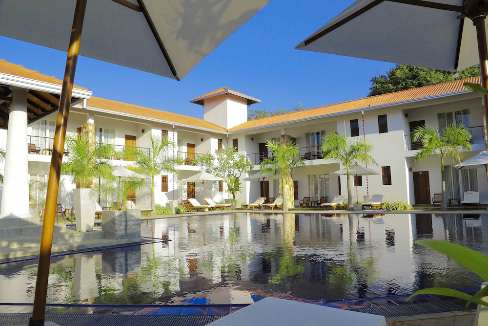 HOTEL TAMARIND TREE in Tissamaharama, Sri Lanka