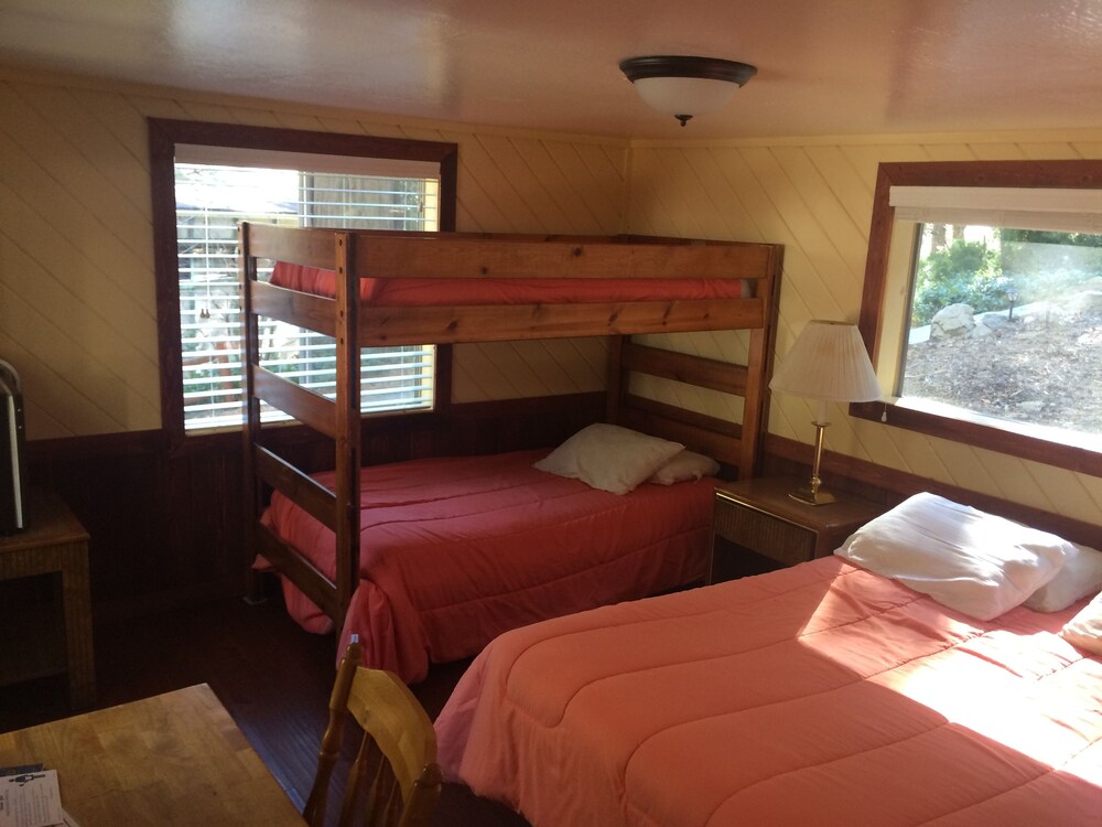 Arrowhead Ranch In Lake Arrowhead Cheap Hotel Deals Rates