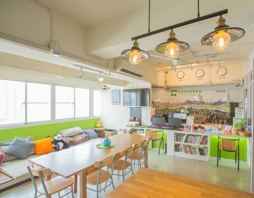 Best Hostels In Alishan For 2019 Find Cheap 26 Hostels - 