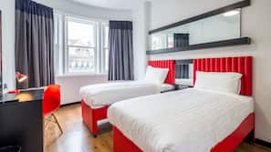 1 bedroom, desk, laptop workspace, free WiFi