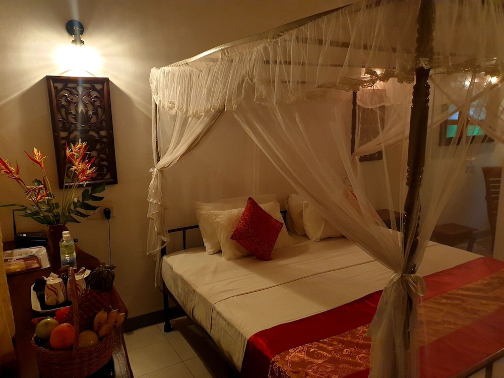 Nooit gedacht heritage hotel. Каракес. Flower garden 3 шри-ланка унаватуна. Nooit gedacht heritage hotel. Мтв парикмахерская.