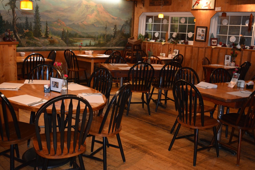 Copper Creek Inn At Mt Rainier In Ashford Hotel Rates Reviews