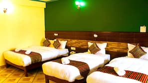 Premium bedding, in-room safe, desk, iron/ironing board