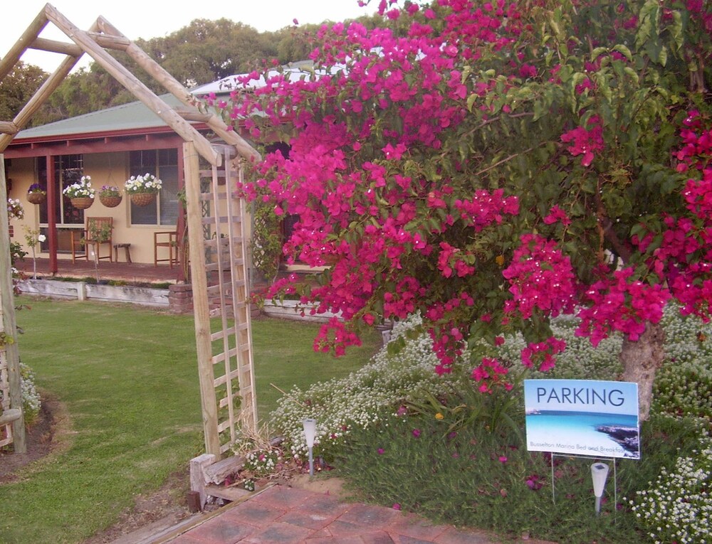 Busselton Marina Bed and Breakfast