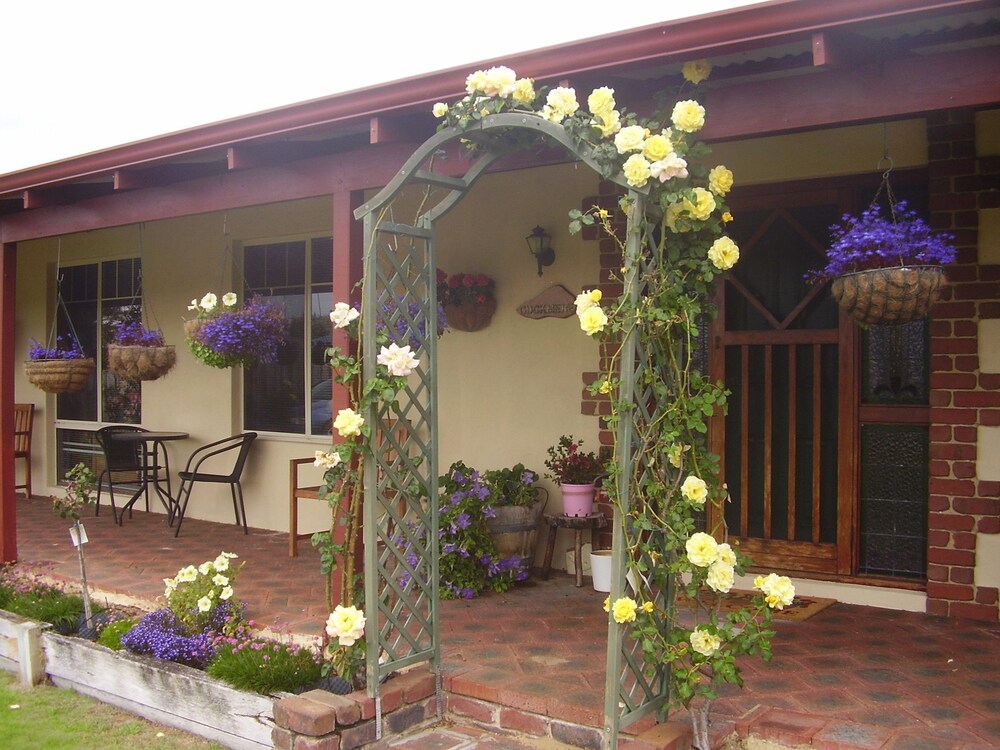 Busselton Marina Bed and Breakfast