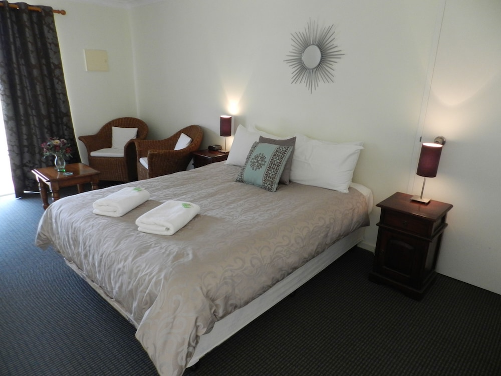 Harbourside Motel