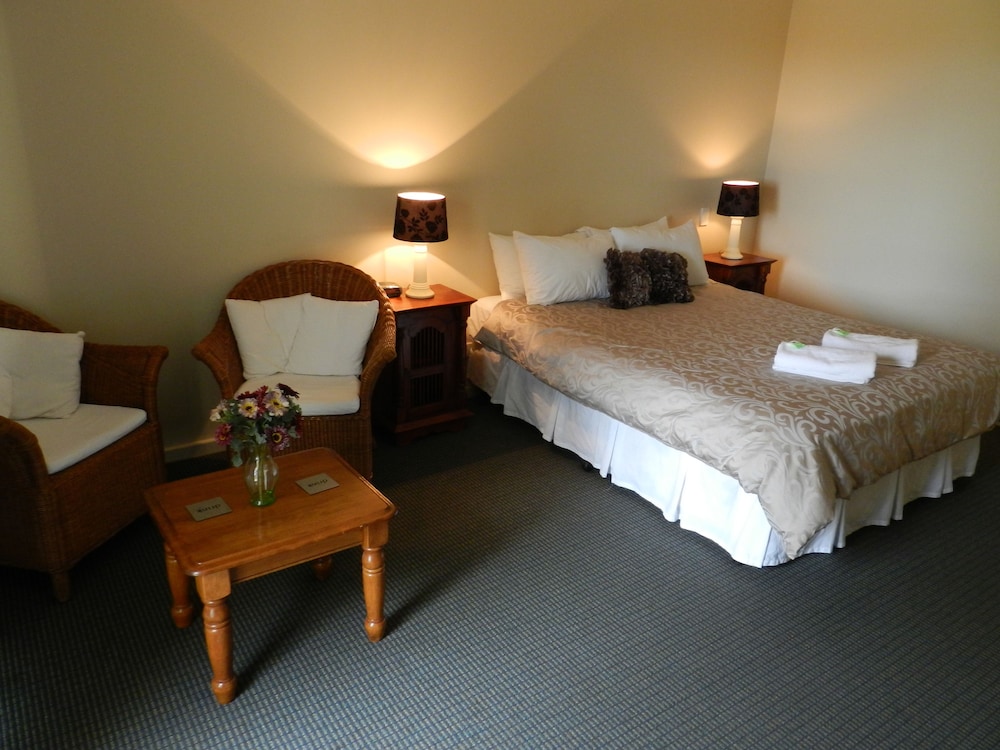 Harbourside Motel
