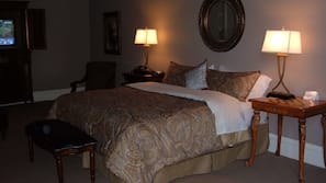 Desk, iron/ironing board, rollaway beds, free WiFi