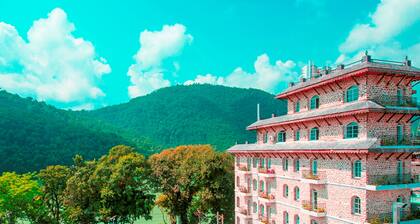 Glacier Hotel and Spa