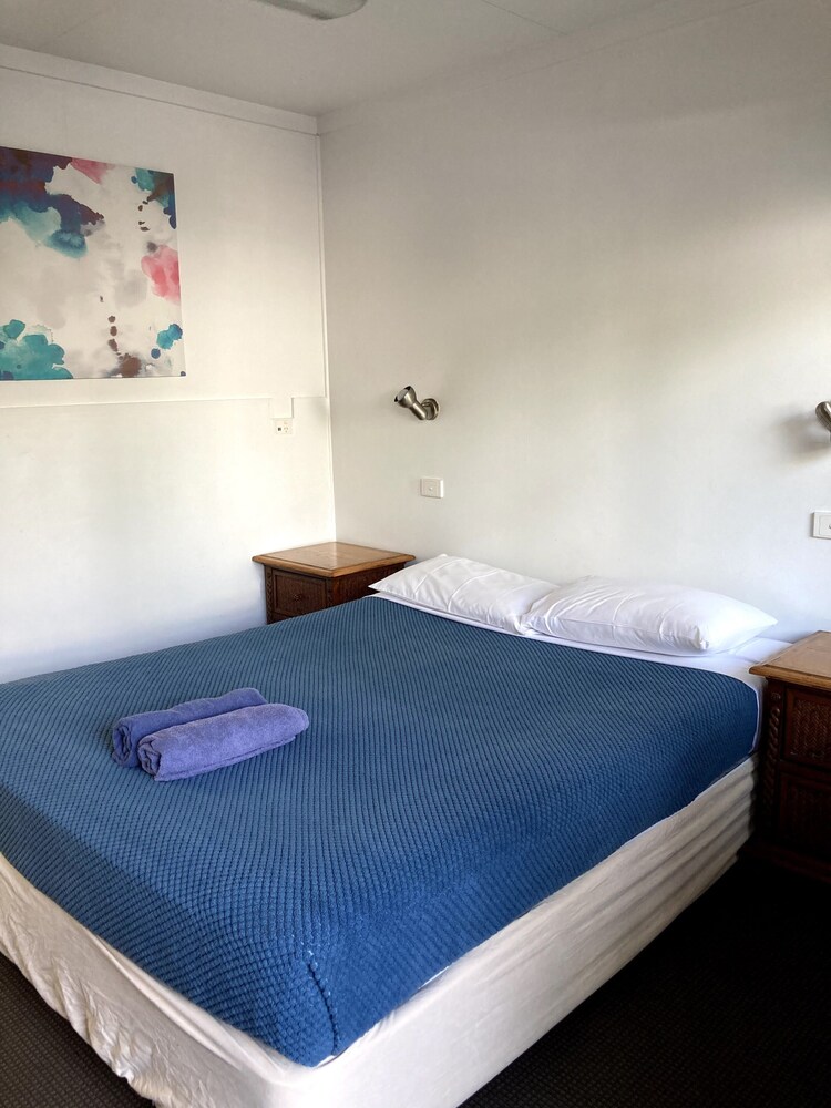 Room, Cairns City Motel