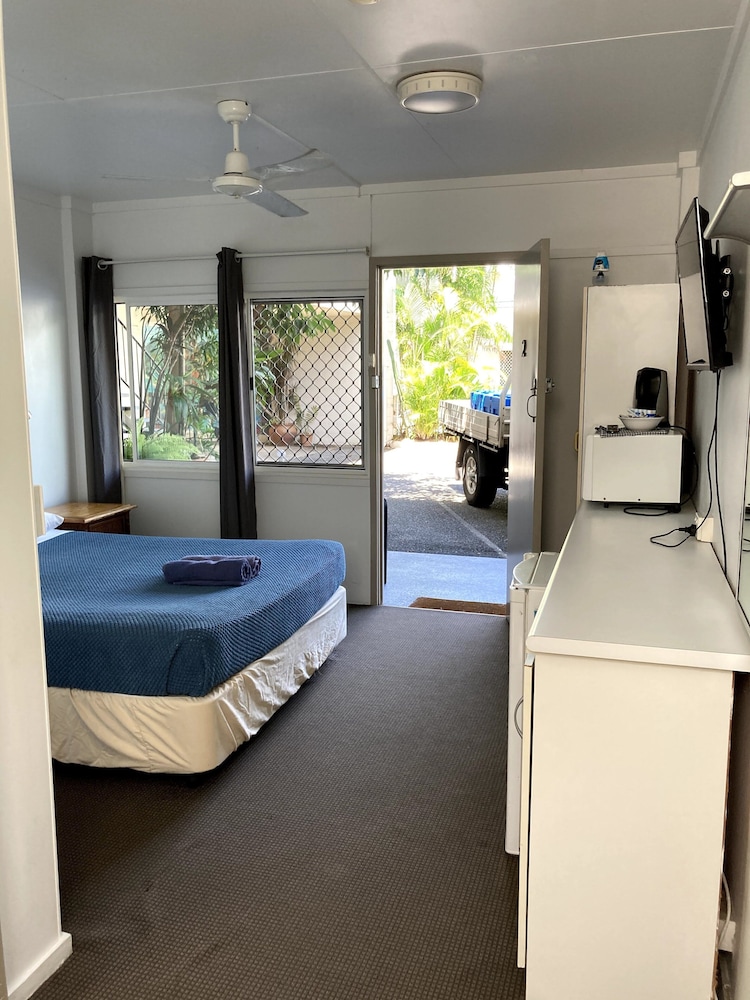 Room, Cairns City Motel