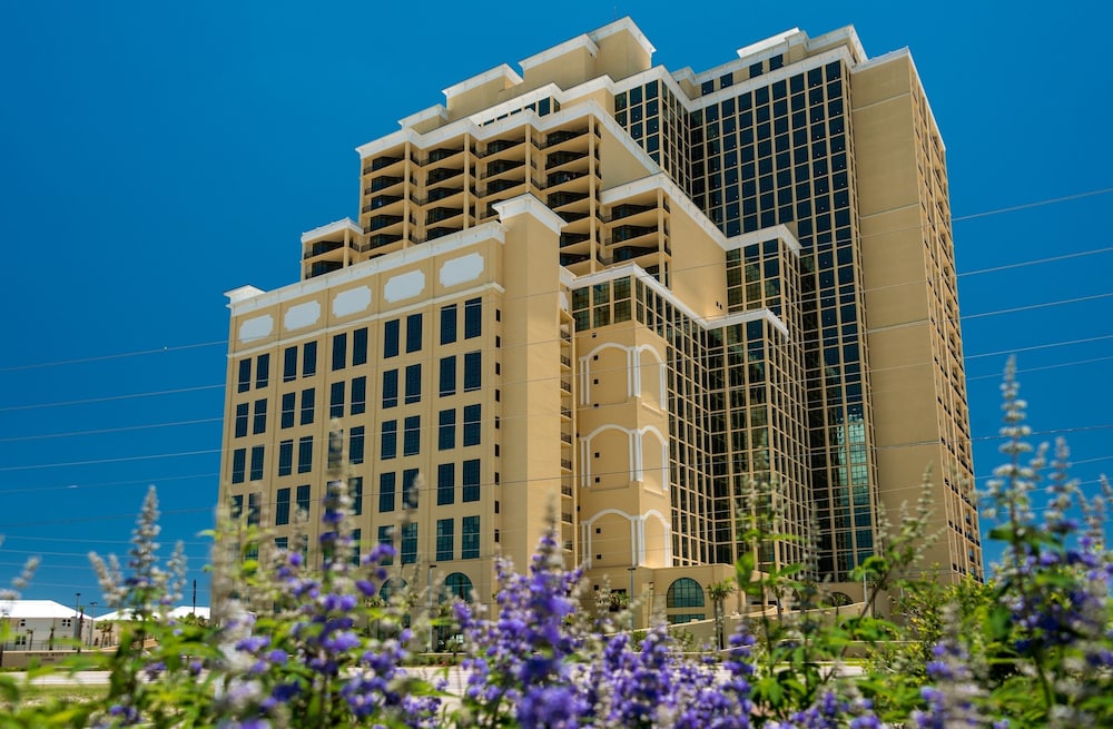 Phoenix West II Condos by BrettRobinson 2019 Room Prices , Deals