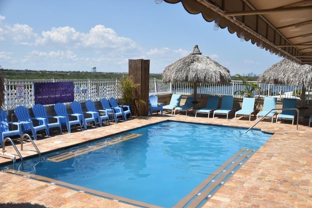 Rooftop Resort Clothing Optional Adult Only Deals & Reviews (Fort