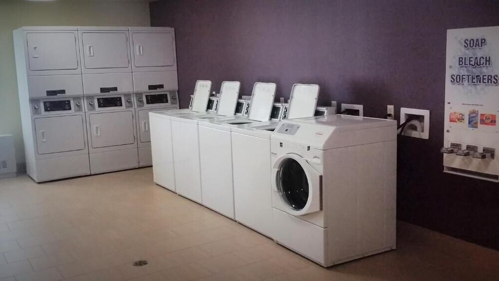 Ledgestone Hotel Elko