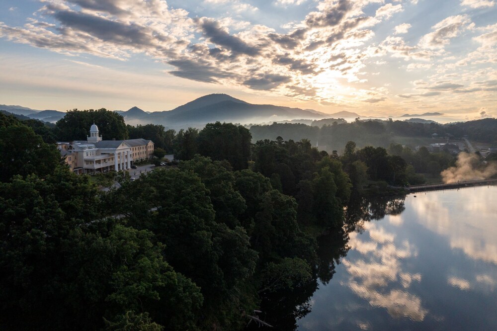 Lambuth Inn at Lake Junaluska