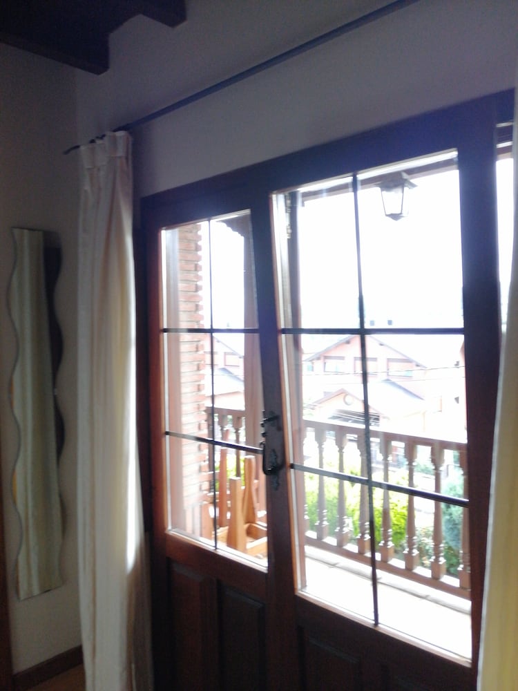 Posada El Jardin De Angela In Santander Hotel Rates Reviews On Orbitz