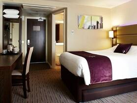 Find Last Minute Deals On Premier Inn Hotels In New Malden Hotwire