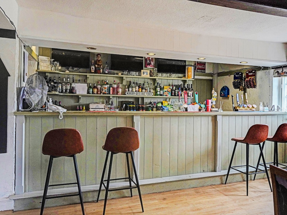 The Billingford Horseshoes Reviews, Photos & Rates