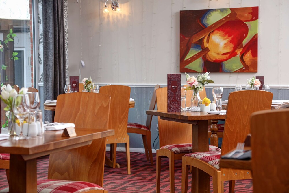 The Judds Folly Hotel, Sure Hotel Collection by Best Western