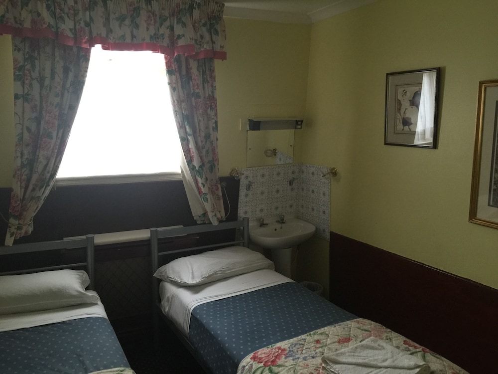 condominium motels significant london