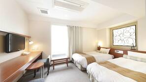 Desk, free WiFi, linens