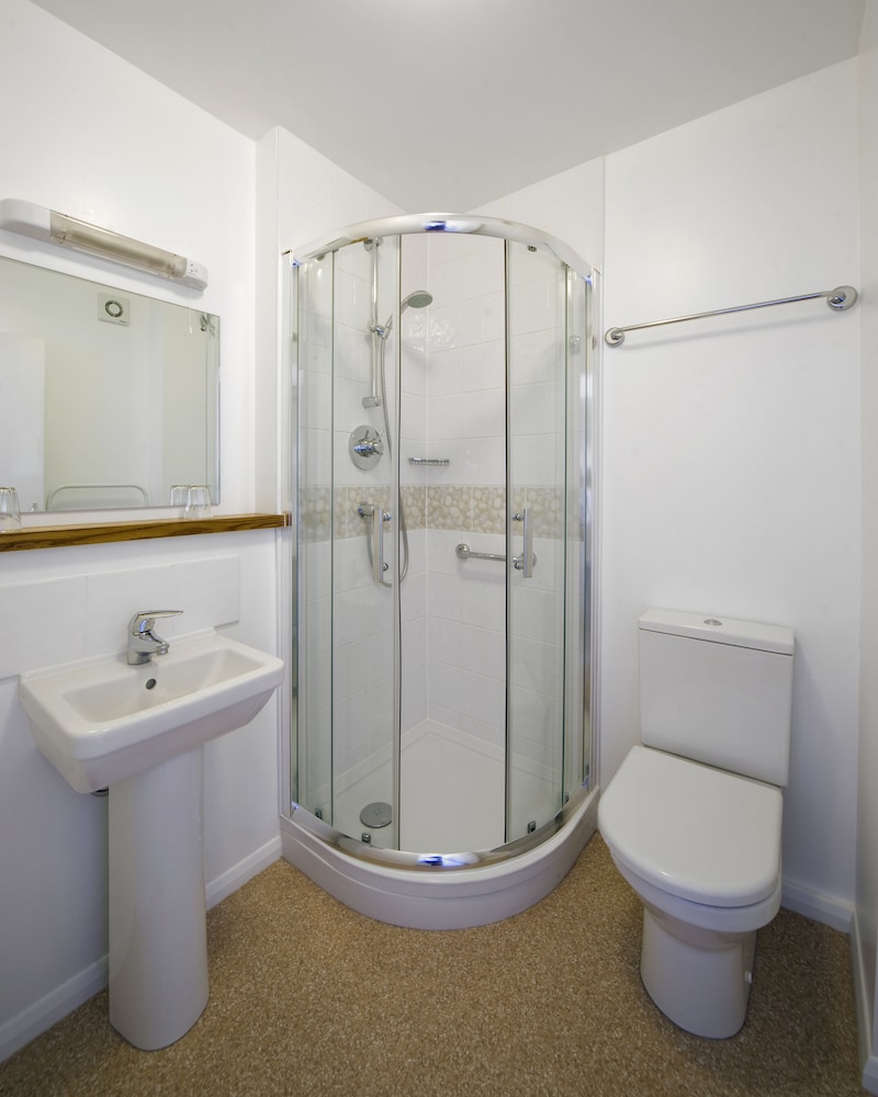 Bathroom, The Beresford Hotel