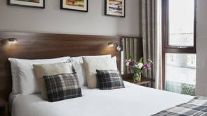 In-room safe, iron/ironing board, free WiFi, linens